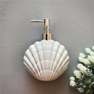 Family Bathroom Pearlescent Shell Wash Set